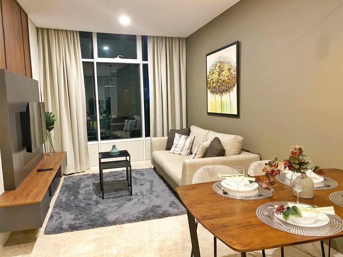 Klcc Sky Suites Куала-Лумпур Экстерьер фото